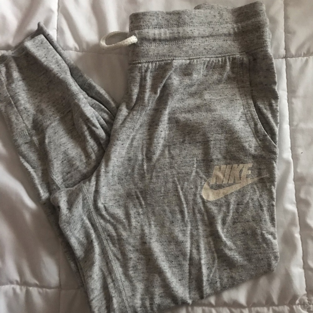 Short joggers
